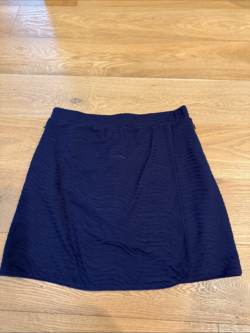J. McLaughlin Textured Wrap Skort - S